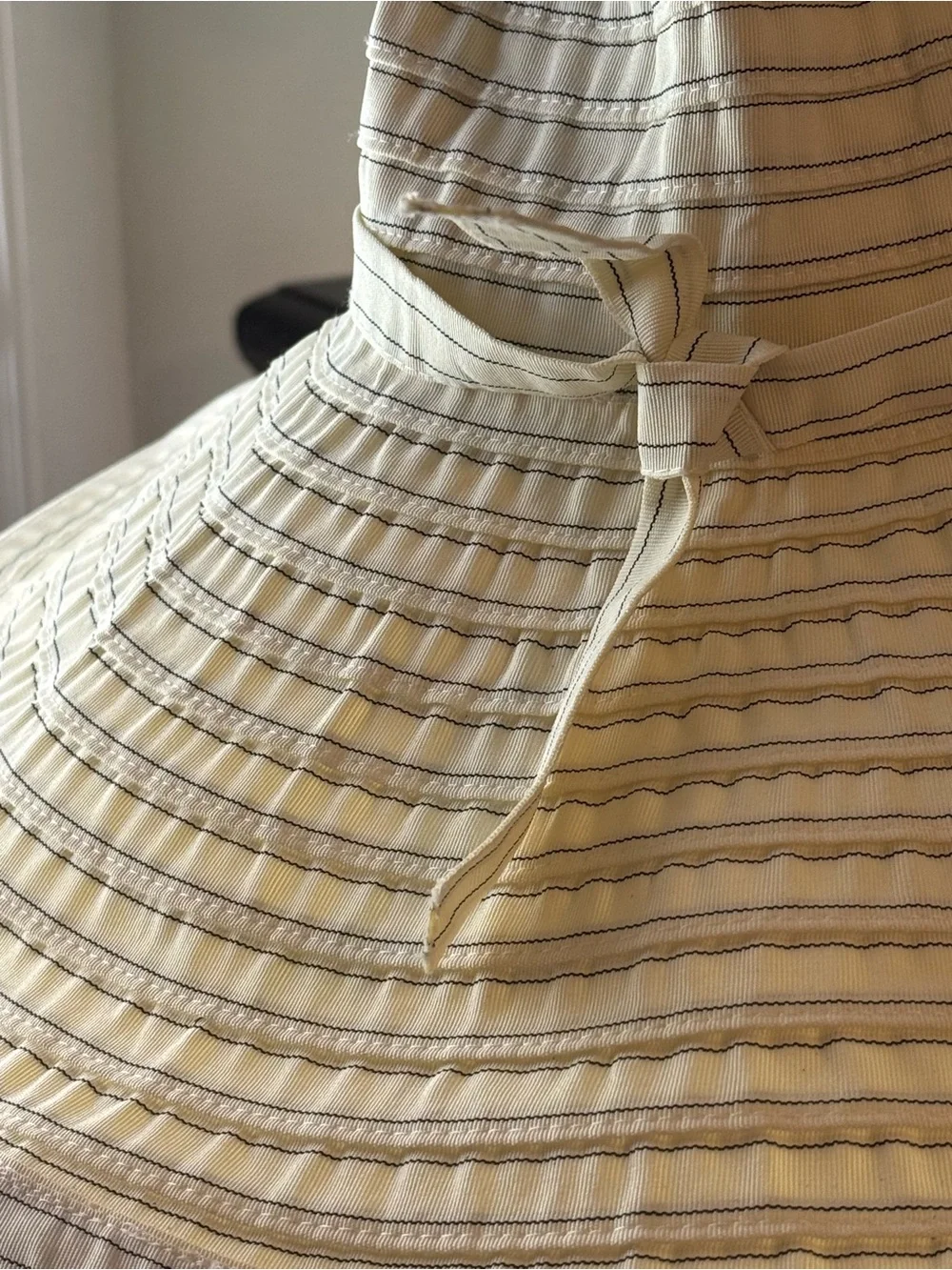 Wide Brim Striped Sun Hat - Cream
